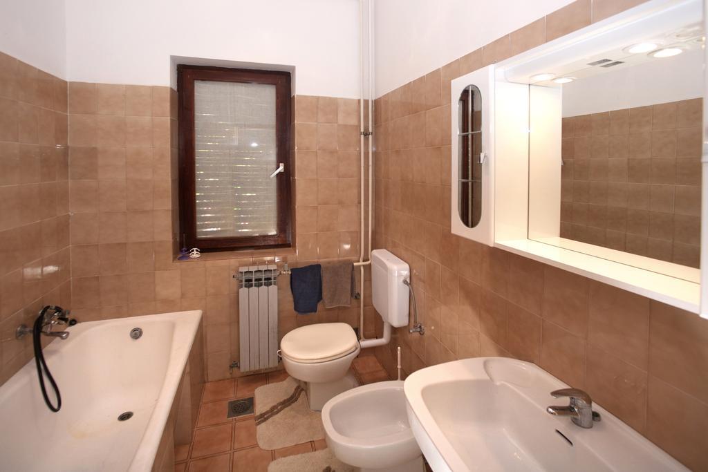 פורץ Apartments Mladenka מראה חיצוני תמונה