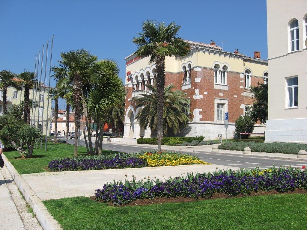 פורץ Apartments Mladenka מראה חיצוני תמונה